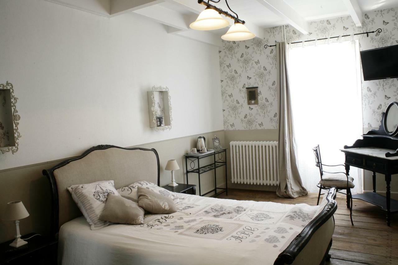 Au Coeur Des Vignes Bed and Breakfast Archiac Eksteriør billede